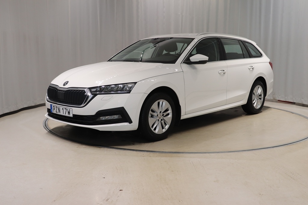 Skoda Octavia 2024, bild 2/10