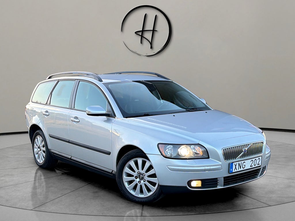 Volvo V50 2,4i 170hk Automat Besiktigad till oktober 2027 