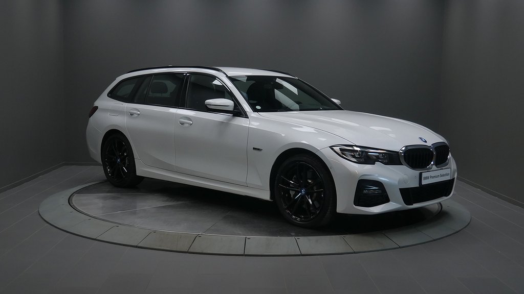 BMW 330e xDrive Touring M Sport / 19" / Drag / Parking Assistant