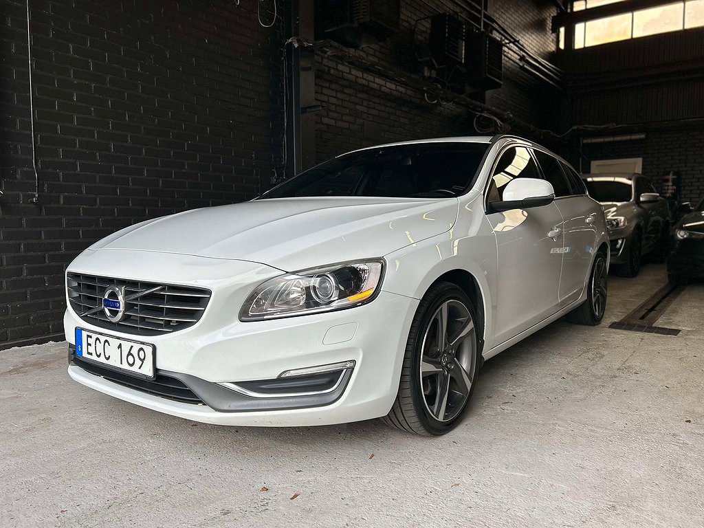 Volvo V60 D4 AWD Polestar D-Värm Rattvärme Kamrem bytt VoC