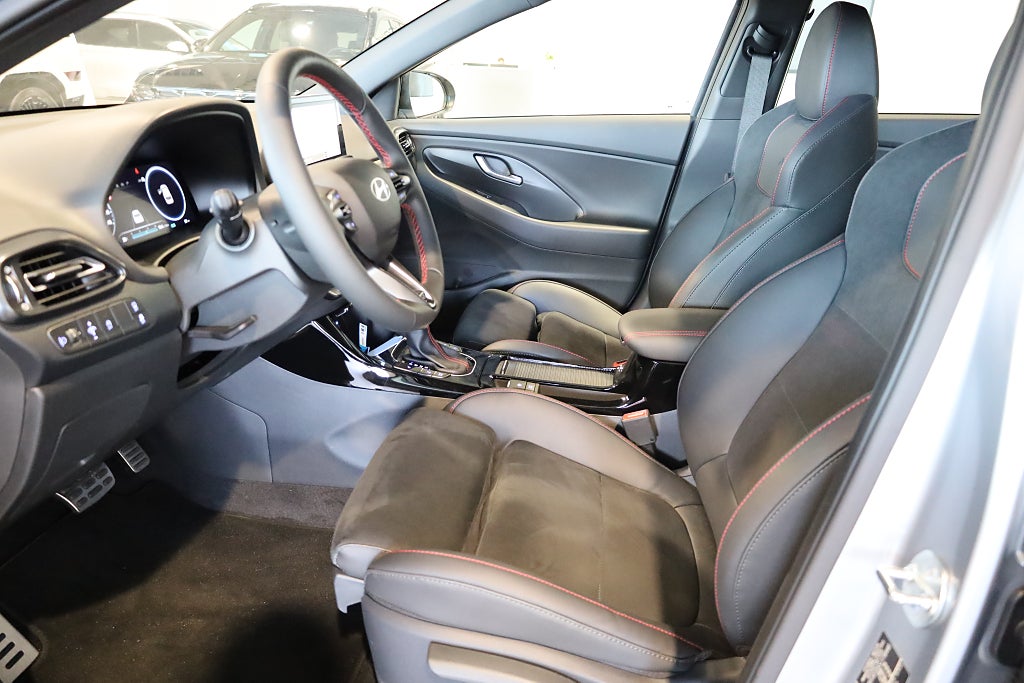 Hyundai i30 Kombi 1.5 T-GDi AUT N-Line Navi Kamera Leasbar 2025