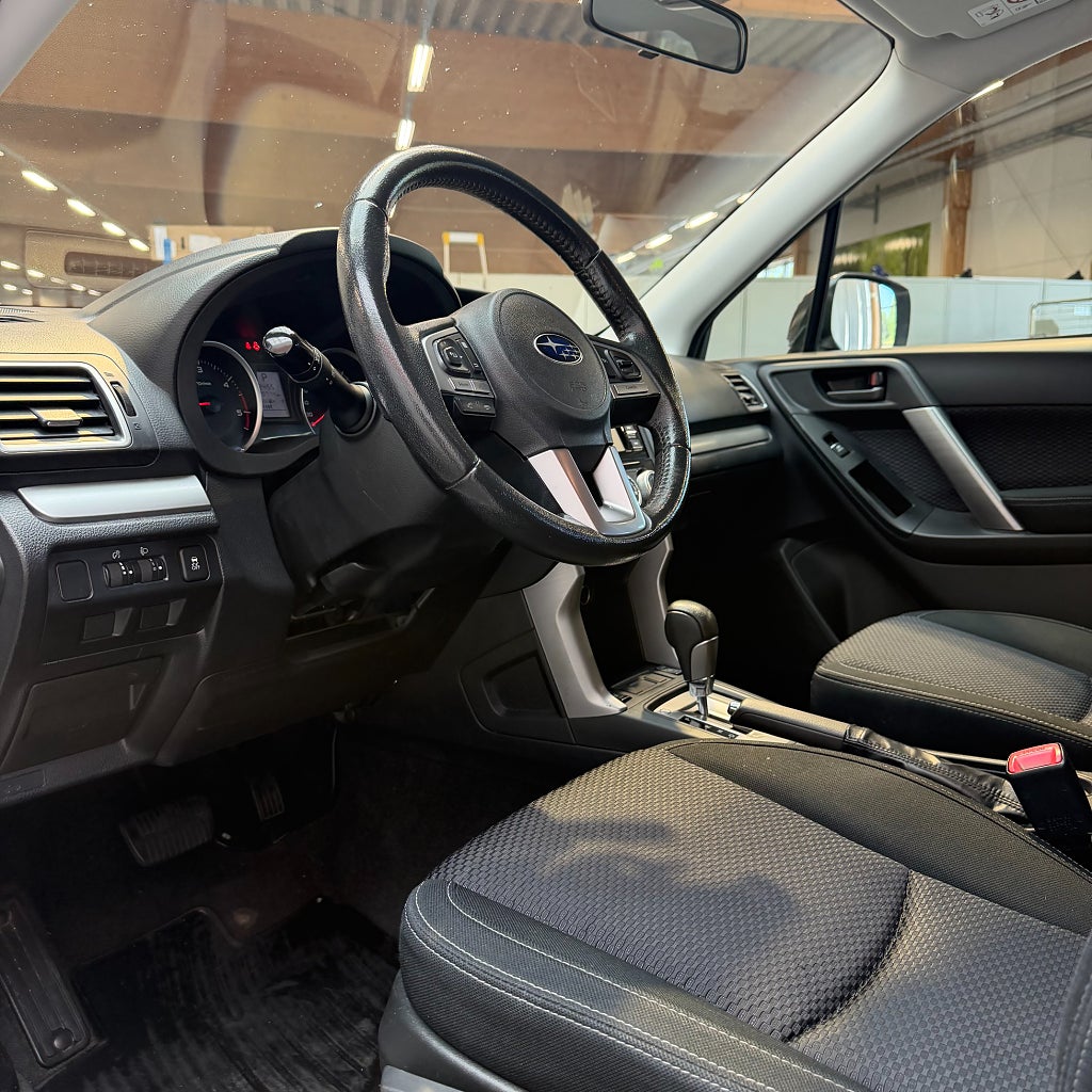 Subaru Forester 2.0 4WD Lineartronic Starlink Bluetooth 147hk