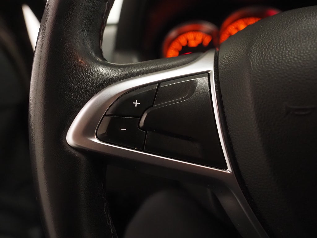 Dacia Duster 1.5 dCi Automat Black Shadow Kamera Navi PDC 2017