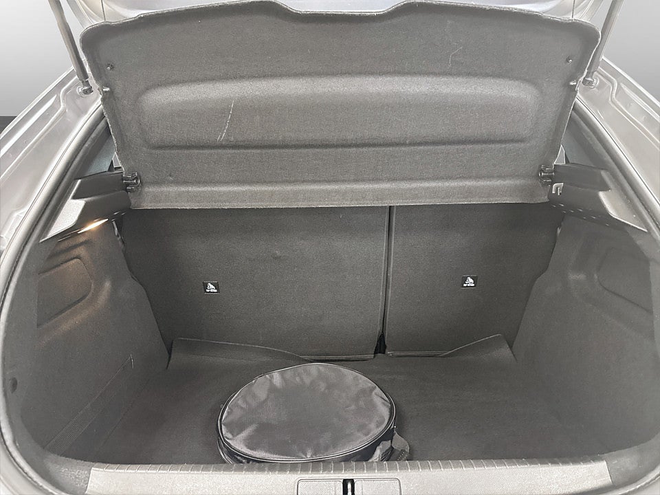 Bild på Peugeot E-208 Allure Pack 50kWh 136hk Aut BACKKAMERA