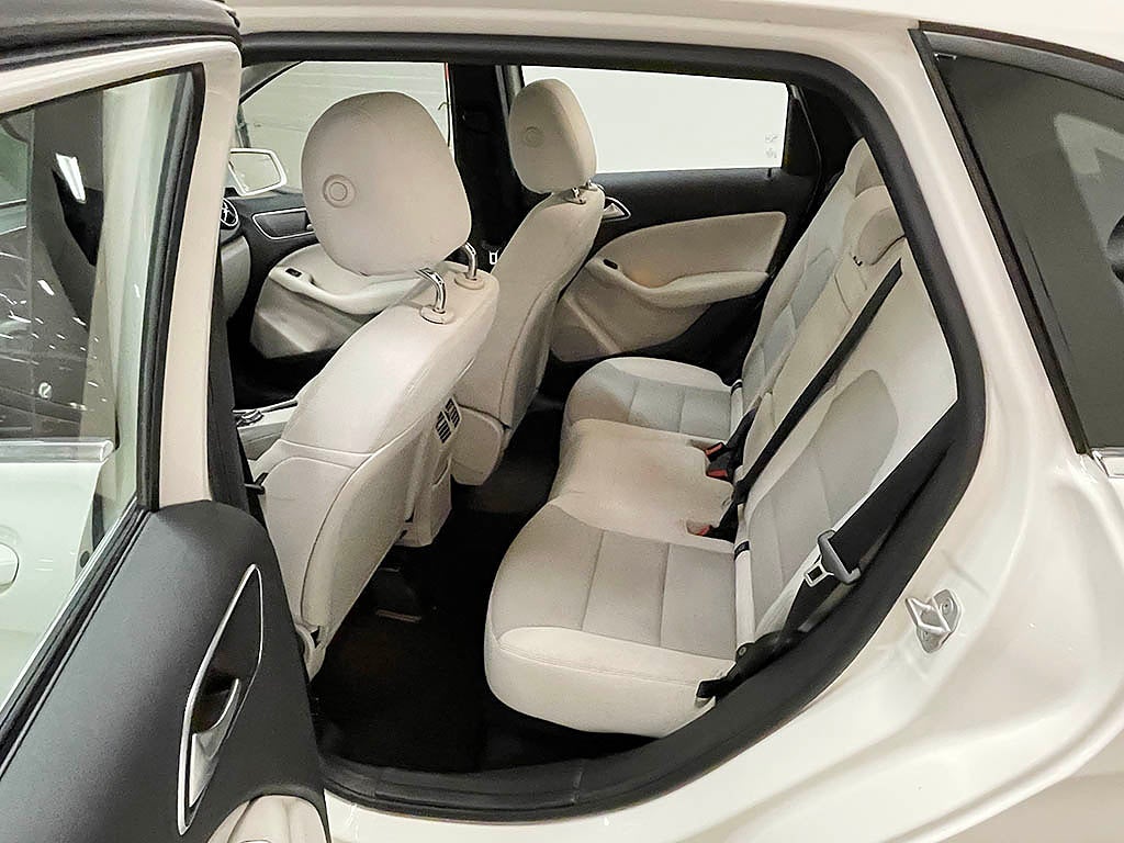 Mercedes-Benz B 180 CDI 109Hk