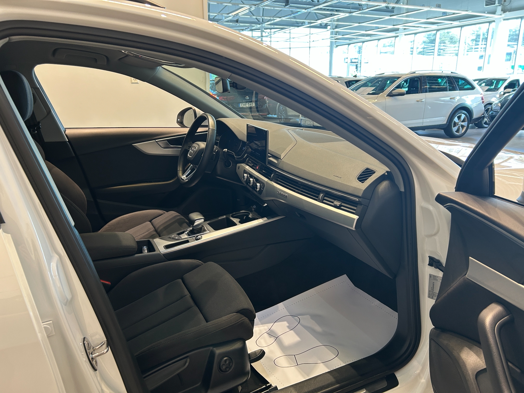 Audi A4 40 TDI quattro 2022, kuva 7/45