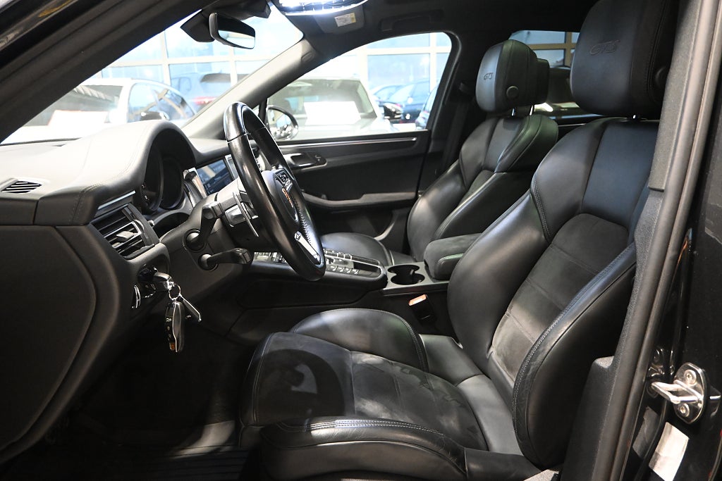 Porsche Macan 2021 - miniatyr 9