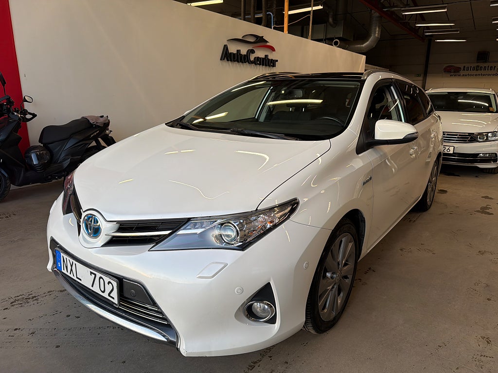 Toyota Auris Touring Sports Hybrid e-CVT Executive Euro 5