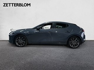 Halvkombi Mazda 3 2 av 16