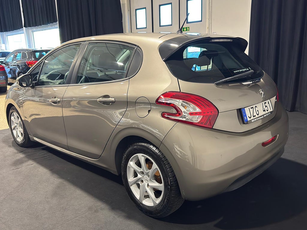 Peugeot 208 bild 3