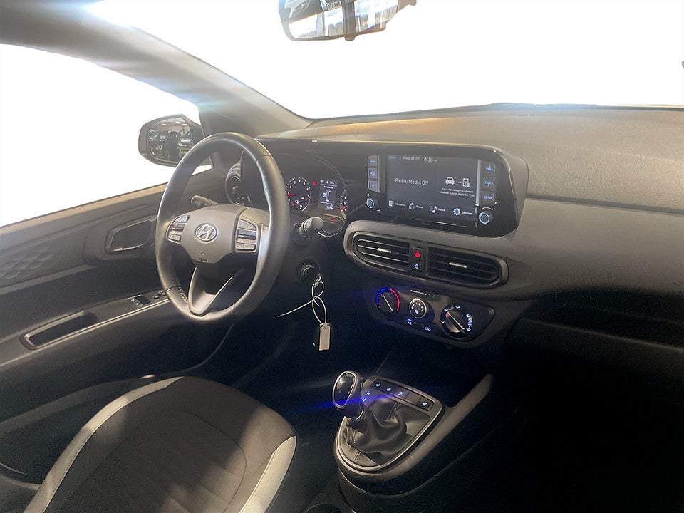 Bild på Hyundai i10 Essential 1.0 Blue 67hk Aut CARPLAY