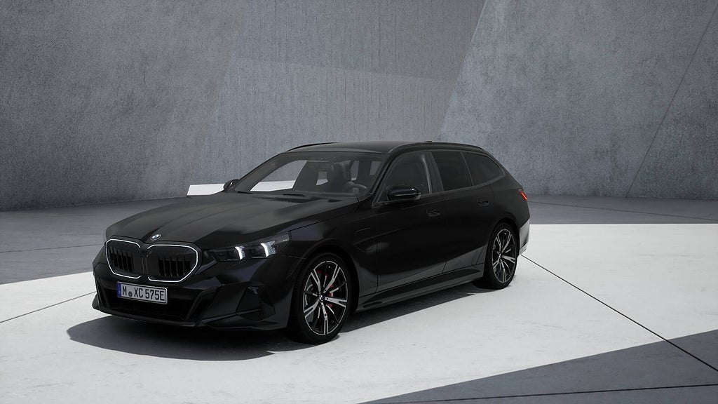 BMW 550e xDrive Touring M Sport Pro Panorama Drag ComfortAccess