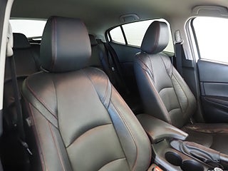 Halvkombi Mazda 3 11 av 22