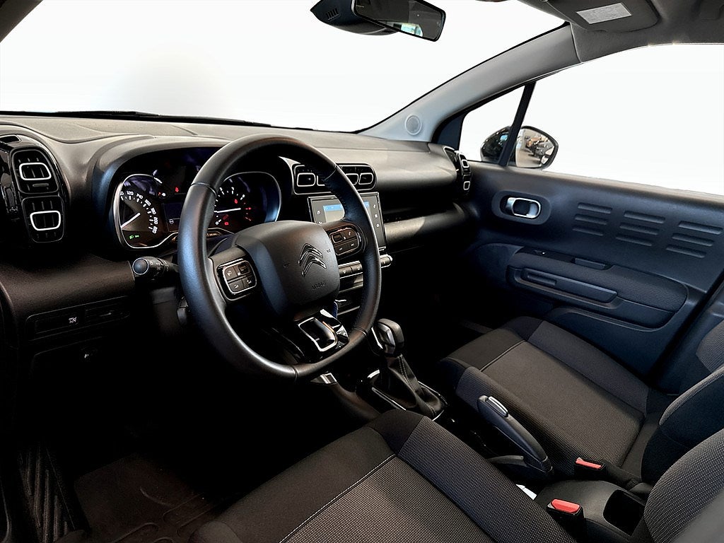 Bild på Citroën C3 Aircross Shine 1.2 PT 130hk Aut - CARPLAY, P-SENSORER