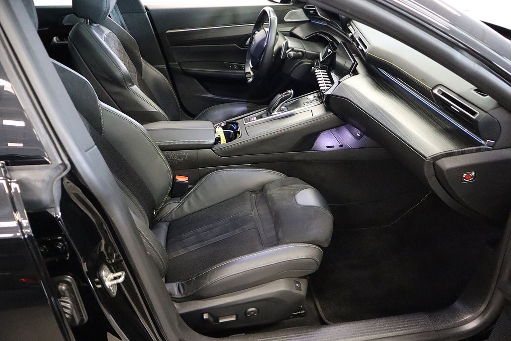 Bild på Peugeot 508 SW PSE Hybrid4 360hk AWD - PANORAMA, FOCAL