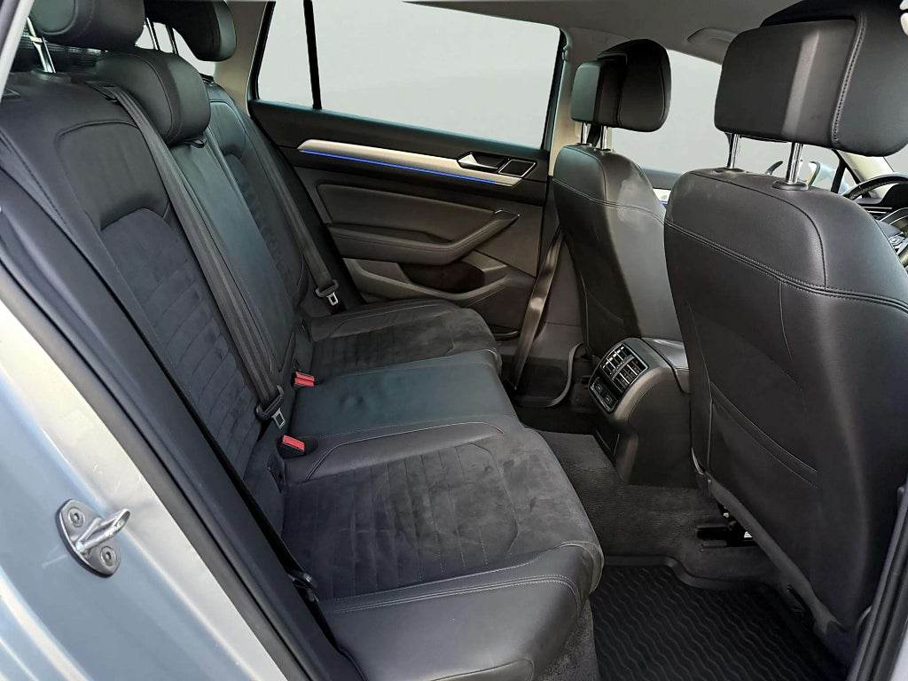 Volkswagen Passat Variant GTE 1.4 TSI ACT Nybesiktigad Kamrem bytt - miniatyr 15