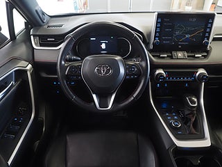 SUV Toyota RAV4 17 av 26