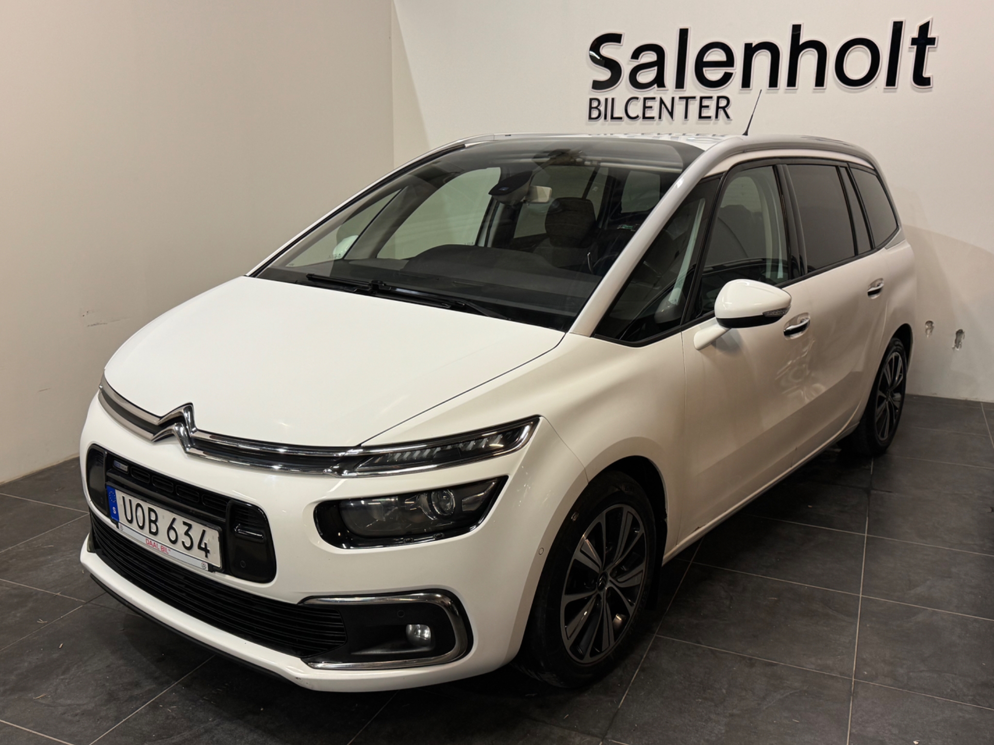 Citroen Grand C4 Picasso 2016, bild 2/10