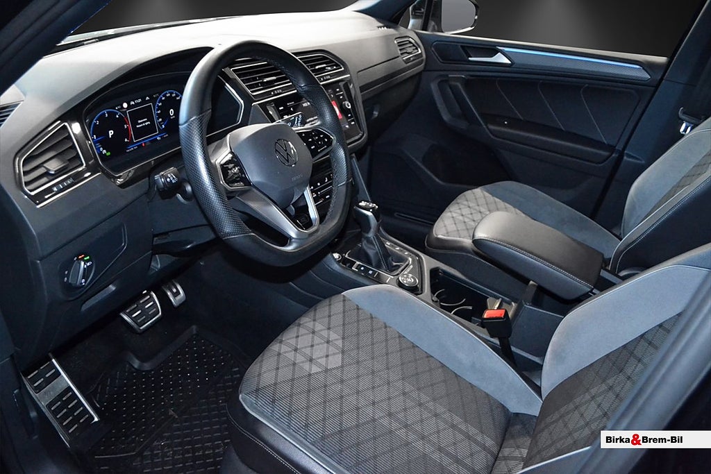 Volkswagen Tiguan 2.0 TDI 4Motion R-Line Drag+Värmare 200hk
