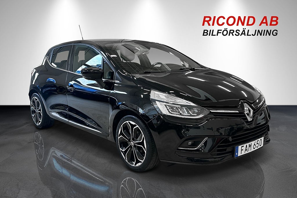 Renault Clio 0.9 TCe ENERGY INTENSE M-VÄRM DRAG 2 BRUKARE