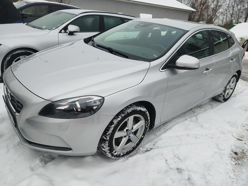 Volvo V40 D2 Momentum Euro 6