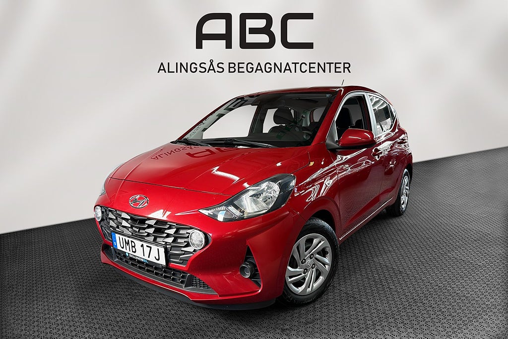 Hyundai i10 1.0 blue AMT Essential Euro 6 / Nyservad / V-hjul