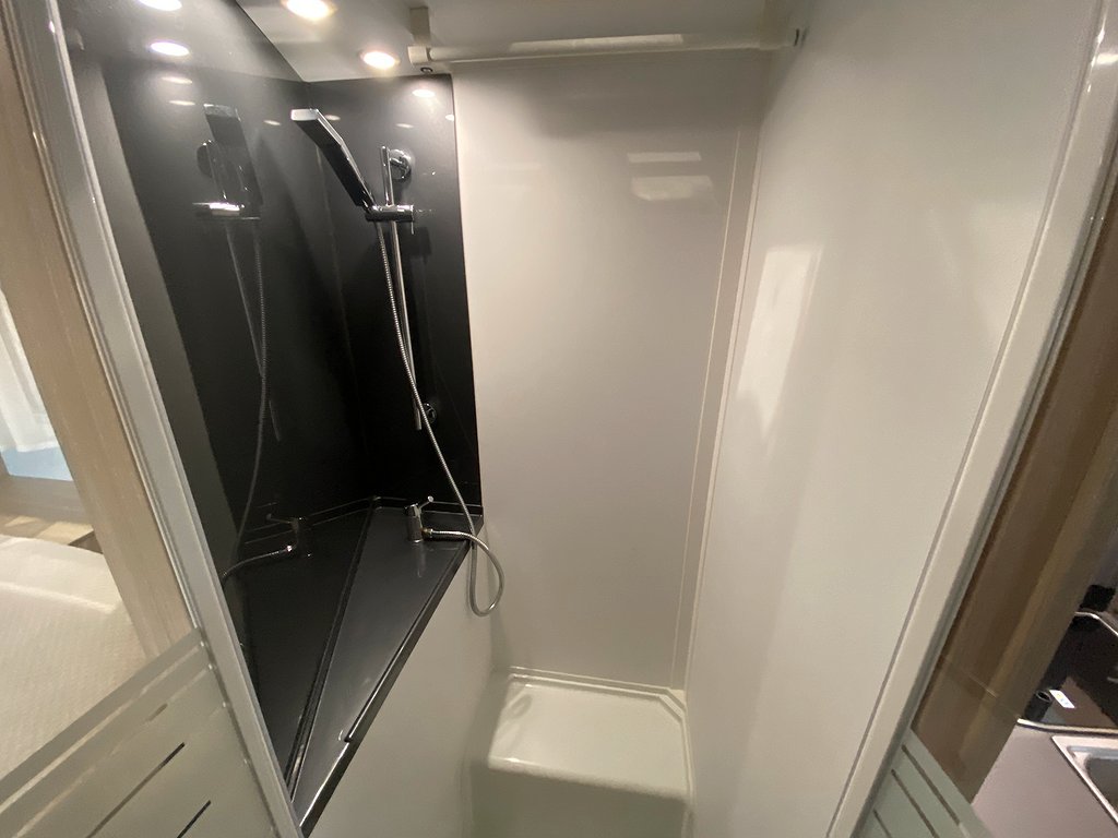 Sun Living S 75 SC / B-körkort / Auto 9-vxl / Solcell / Taksäng - Sun Living