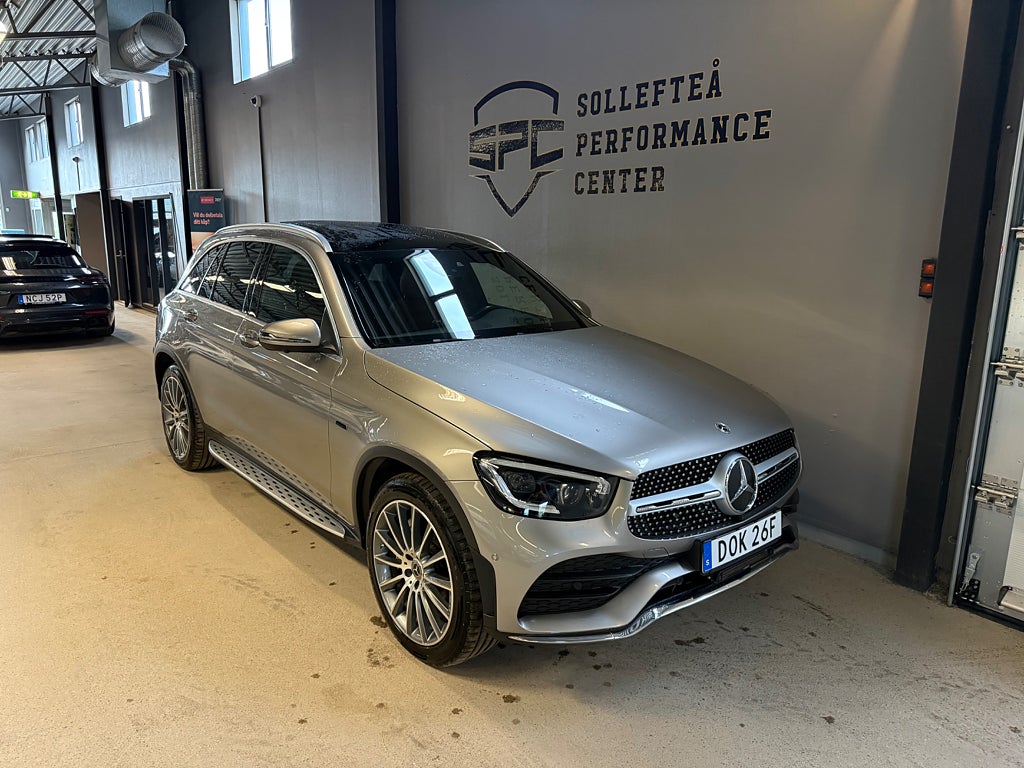 Mercedes-Benz GLC 300 de 4MATIC 9G-Tronic AMG / Luftfjädring / HUD