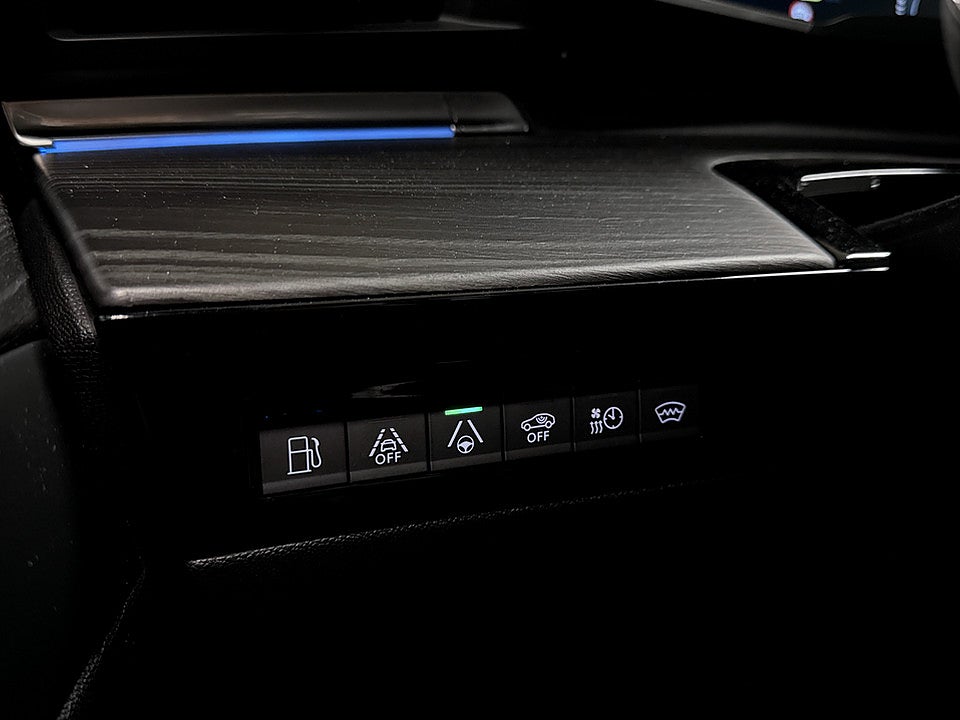 Bild på Peugeot 508 SW PSE Hybrid4 360hk Aut AWD 360° MASSAGE PANO HIFI