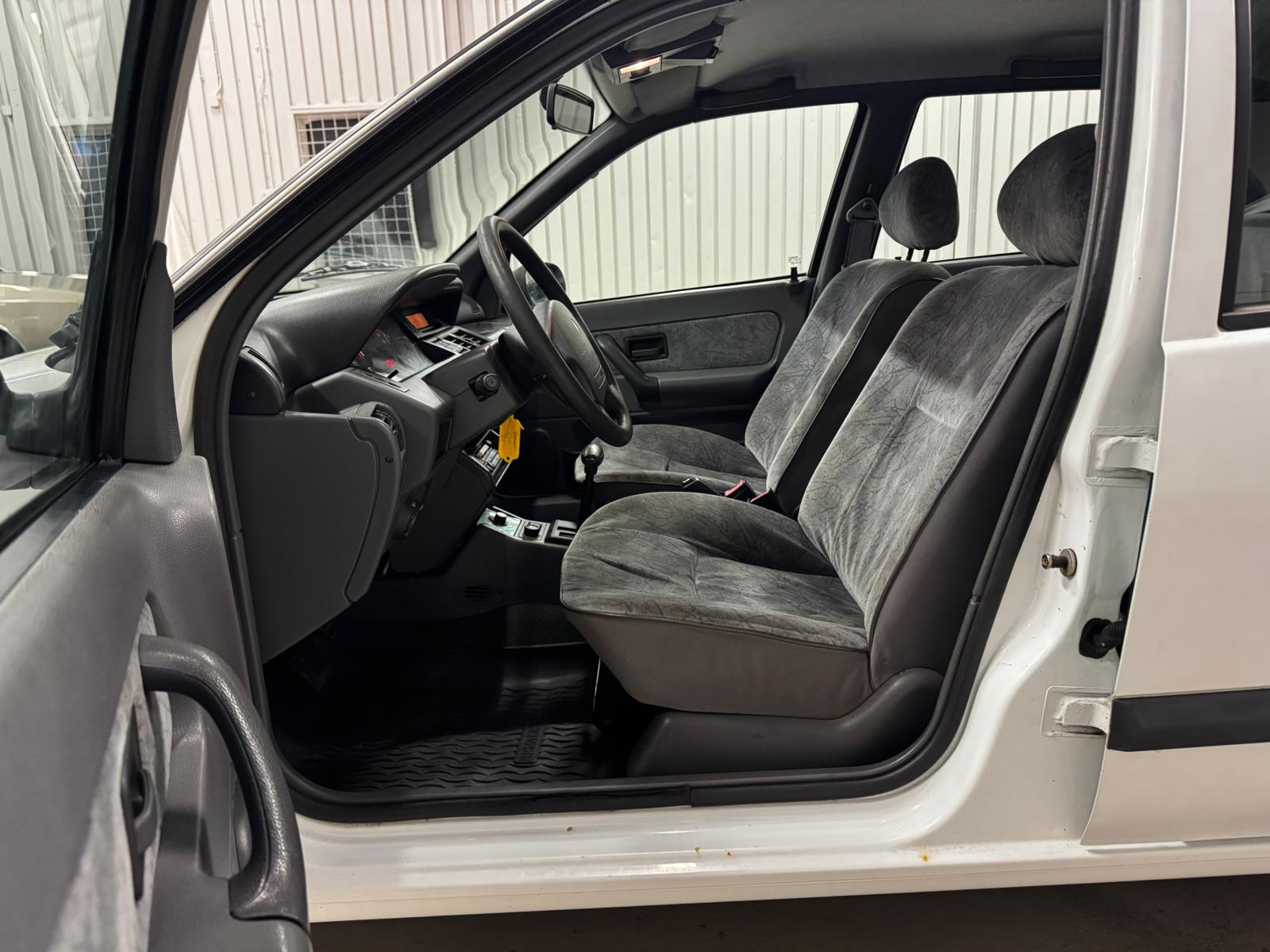 Renault Clio 1997, bild 6/58
