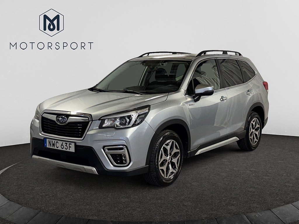 Subaru Forester e-Boxer 4WD Aut DRAG Adap-farth Apple Carplay Rattvärme