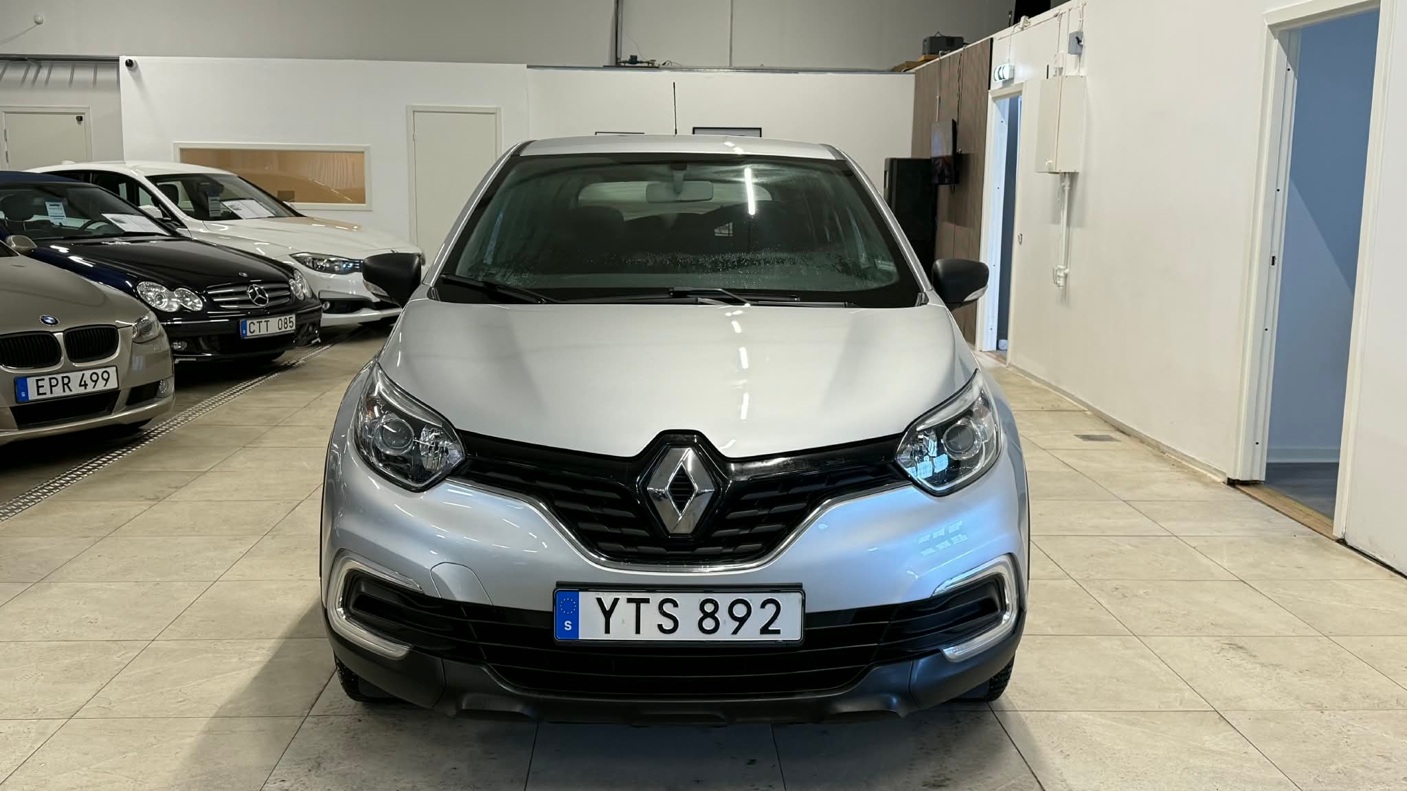 Renault Captur 0.9 TCe Euro 6 2018, kuva 2/50