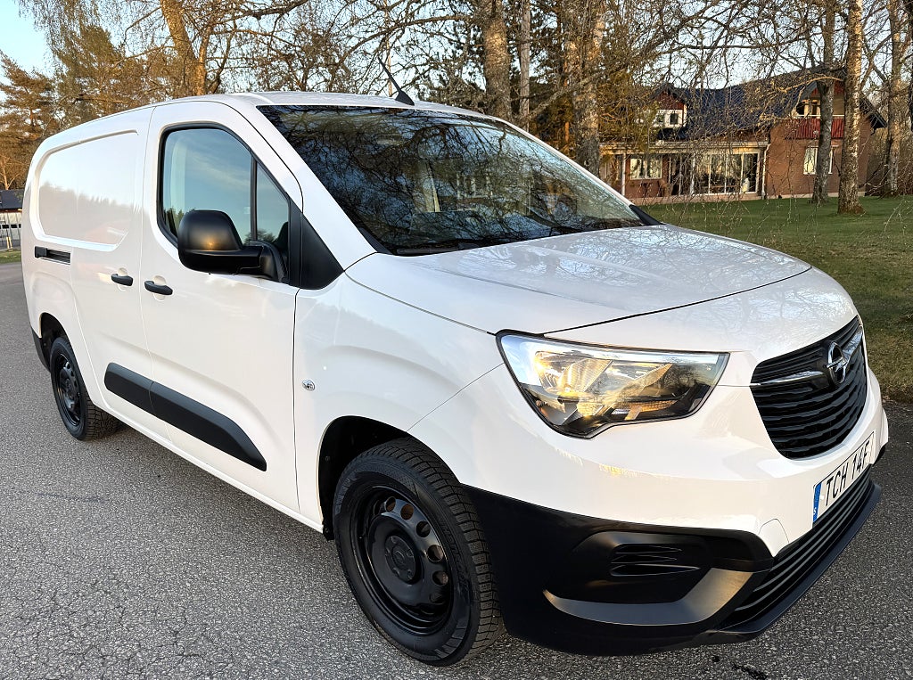 Opel Combo 102 CDTI Långt Skåp L2, Dieselvärmare & Drag