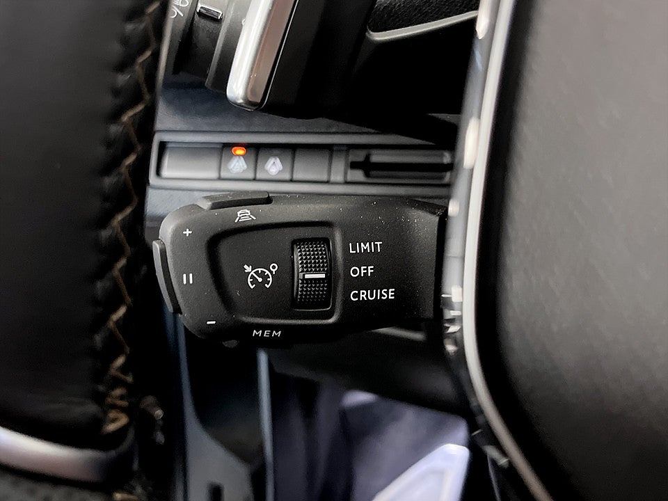 Bild på Peugeot 3008 GT 1.2 PT 130hk Aut B-KAMERA CARPLAY