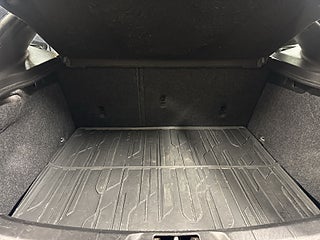 Volvo V40 D2 Kinetic M&D-värm/Sensorer/S&V-Däck/Kamrem bytt