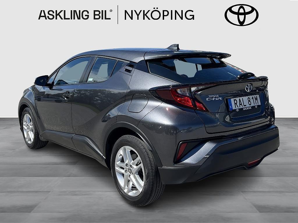 Toyota C-HR 2023 - miniatyr 3