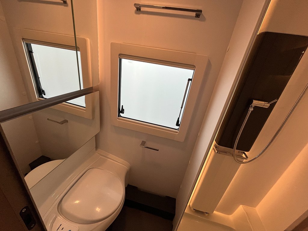Adria Alpina 663 PT /Barnkammare/ALDE / Ugn / Micro / Markis - Adria