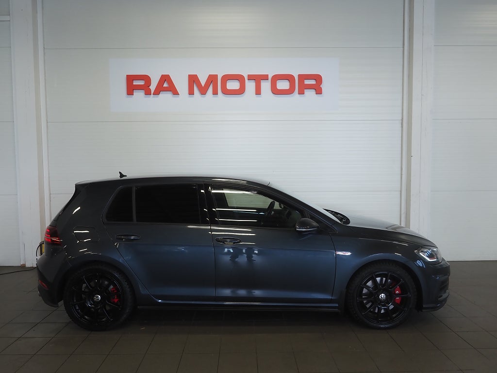 Volkswagen Golf GTI Performance 2.0 245hk DSG M-Värm Kamera Sportavgas 2020