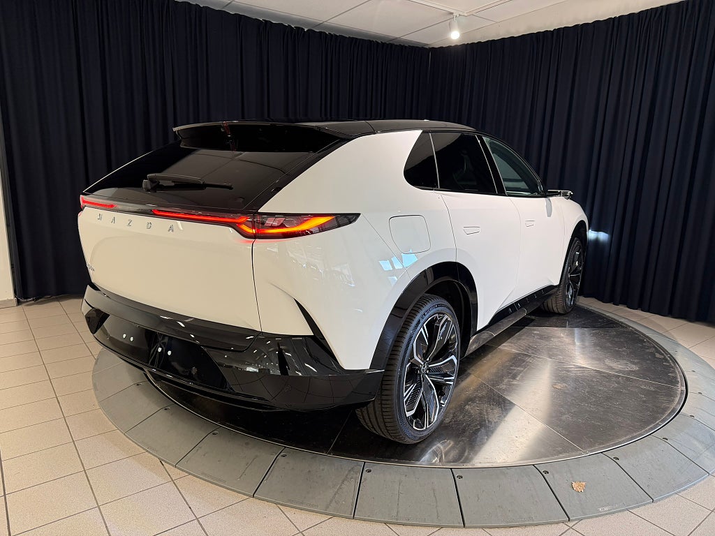 Mazda CX-6e 2026 - miniatyr 6