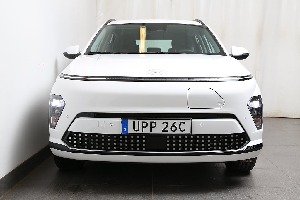 Hyundai Kona Electric 65,4kWh 512km Räckvidd Essential fd demo| Moms