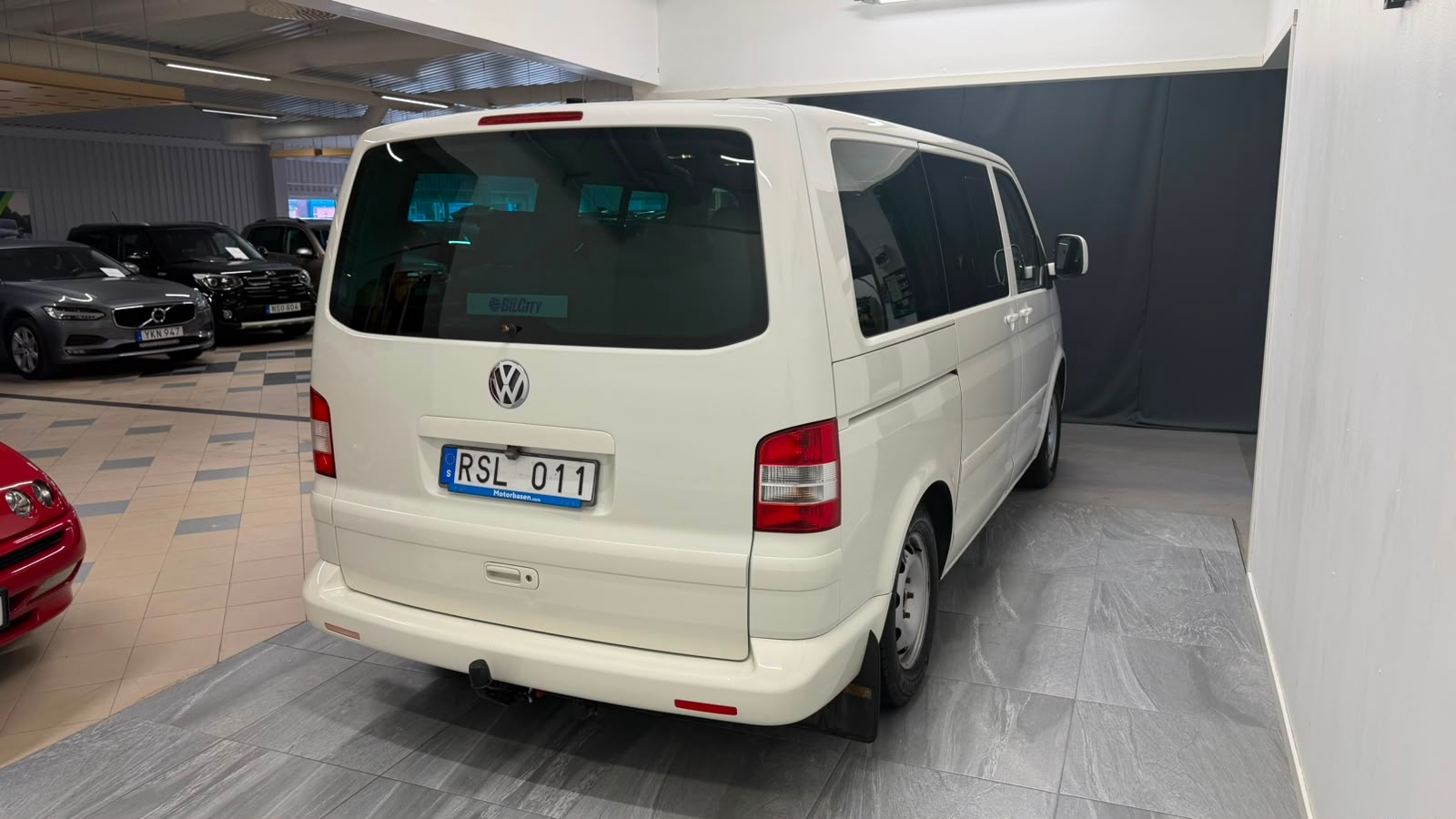 Volkswagen Multivan 2009, kuva 6/45