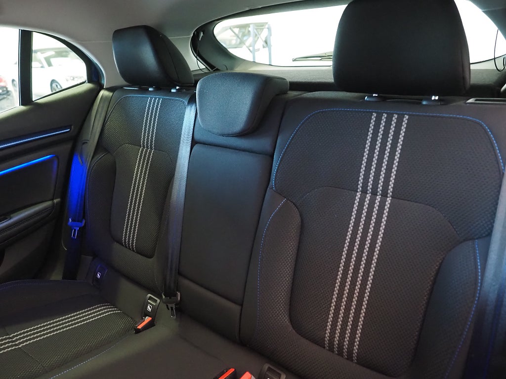 Renault Mégane GT Sport 1.6 TCe 205hk Kamera Navi Bose HUD