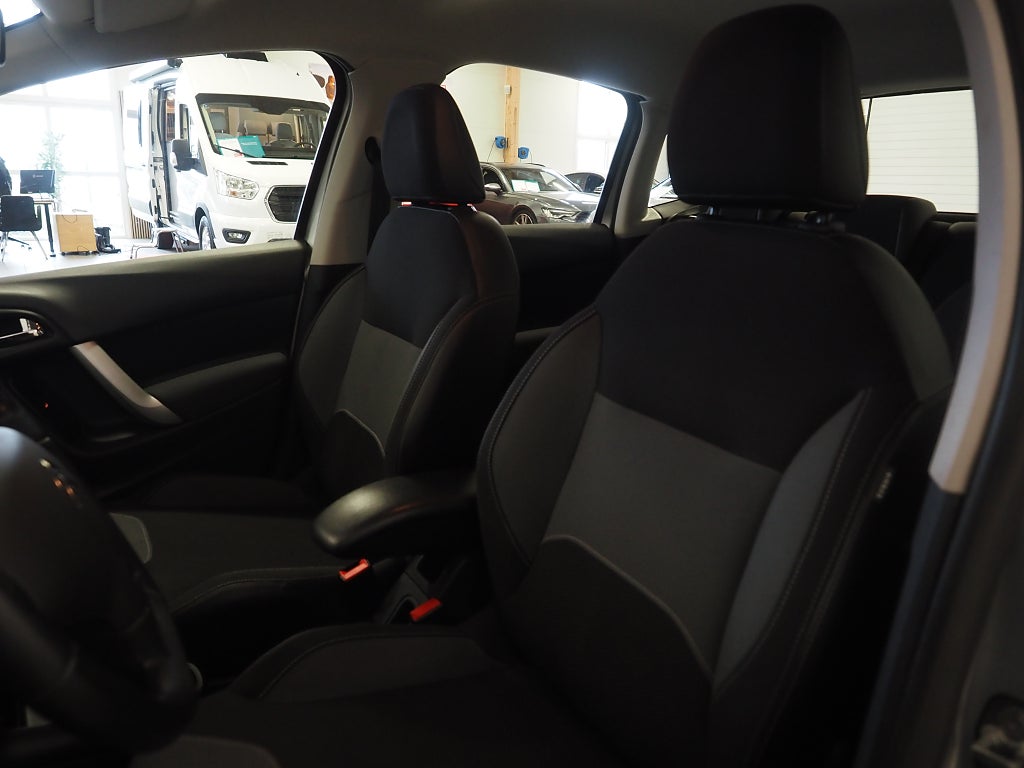 Citroën C3 1.2 VTi 82hk Motorvärmare P-Sensorer Kamrem bytt 2013