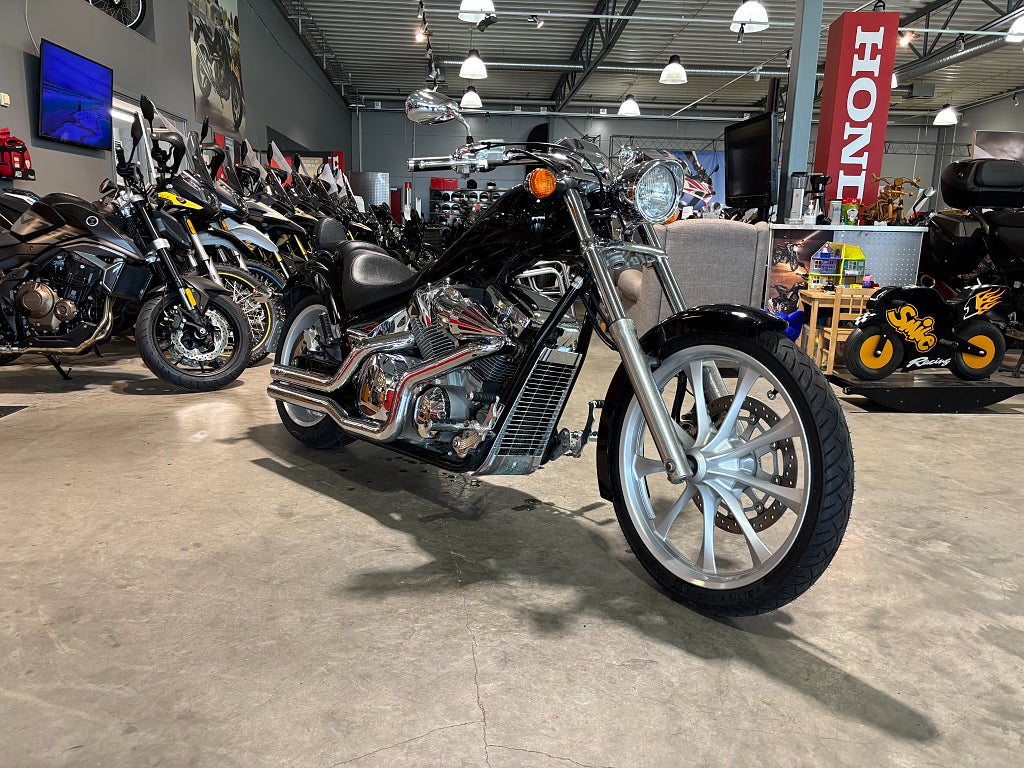 Honda VT1300CXA Fury 