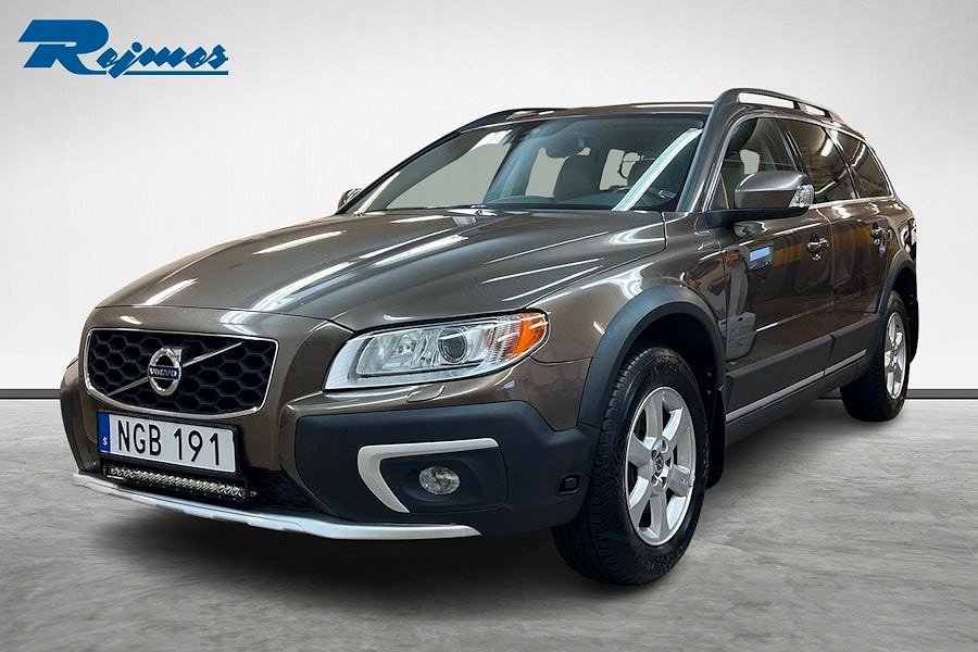 Volvo XC70 II D5 AWD Momentum