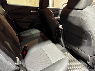 SUV Nissan Qashqai 9 av 17