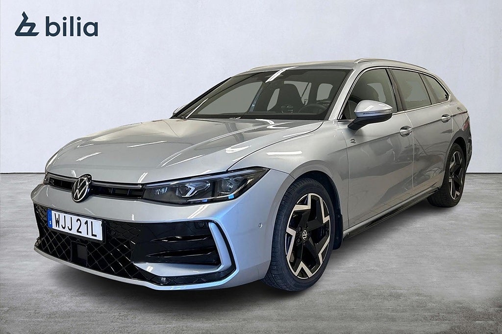 Volkswagen Passat 2.0 TDI 193hk 4M R-Line Värmare Drag IQ-Li...