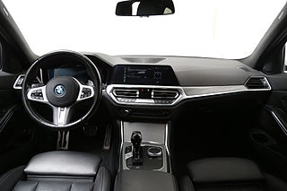 Kombi BMW 330e 18 av 29