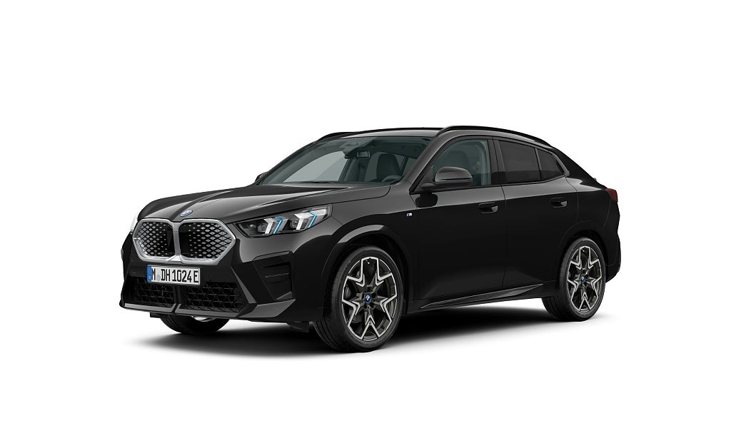 BMW iX2 eDrive20 | M Sport | Comfort | El-stol | HK | 20"
