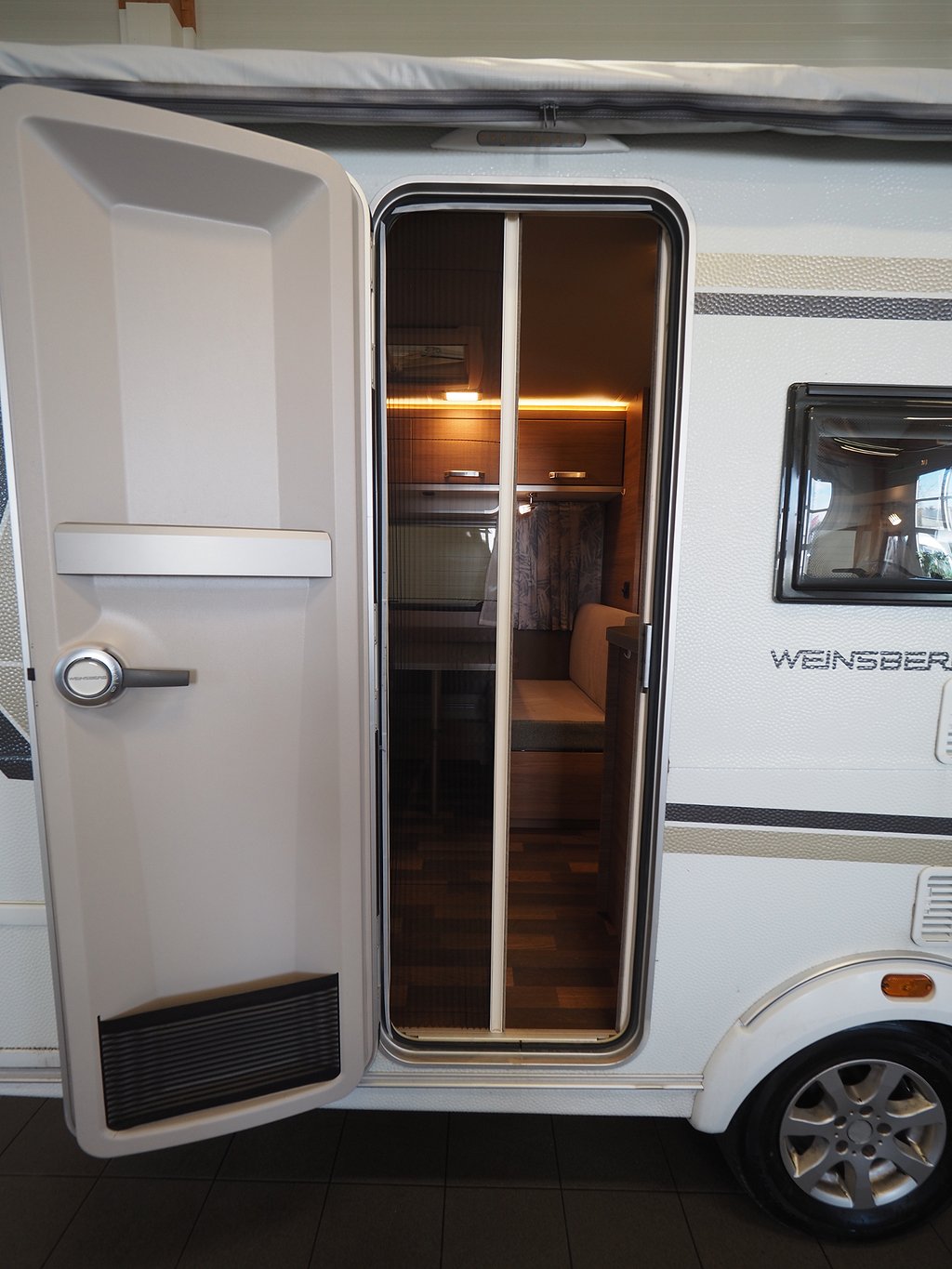 Weinsberg Caraone 390 QD Mover Markis 1200kg 2019